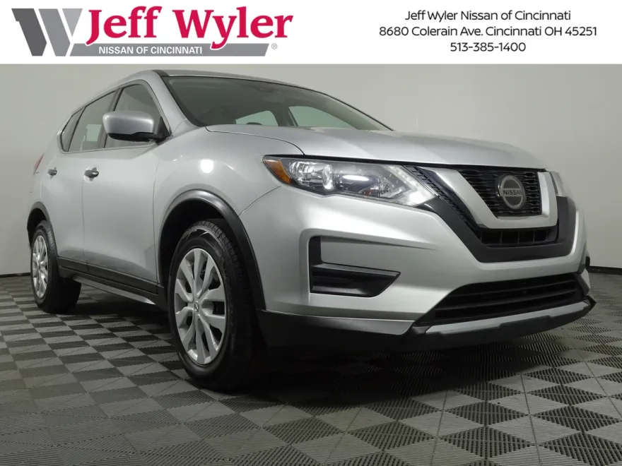 2020 Nissan Rogue S photo 1