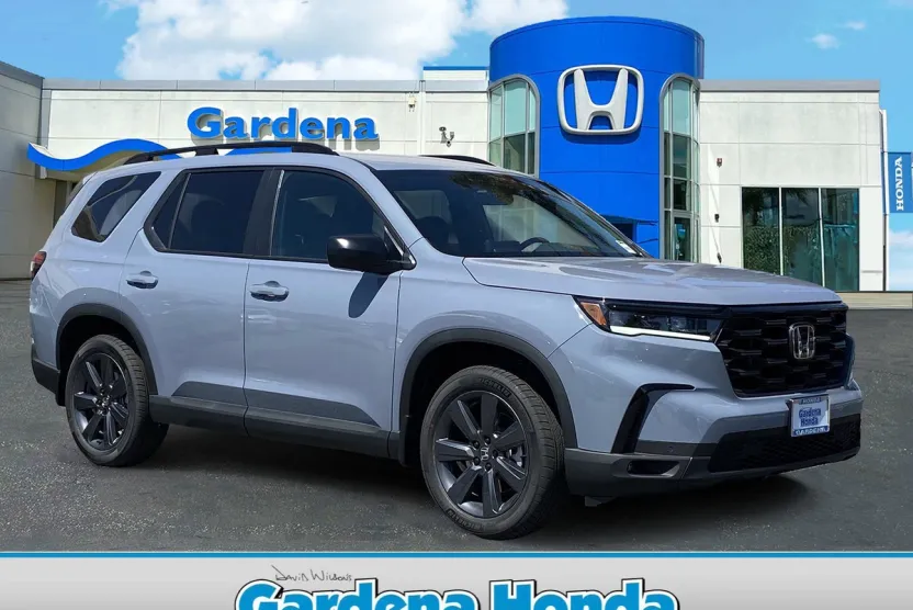 2025 Honda Pilot Sport photo 1