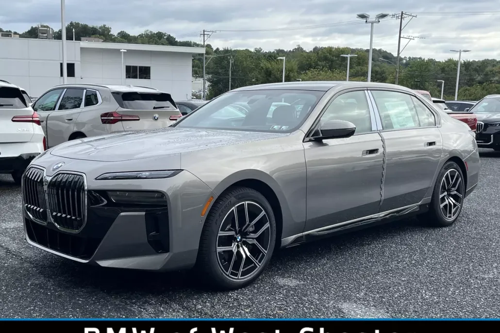 2026 Bmw 740i xDrive Sedan photo 1