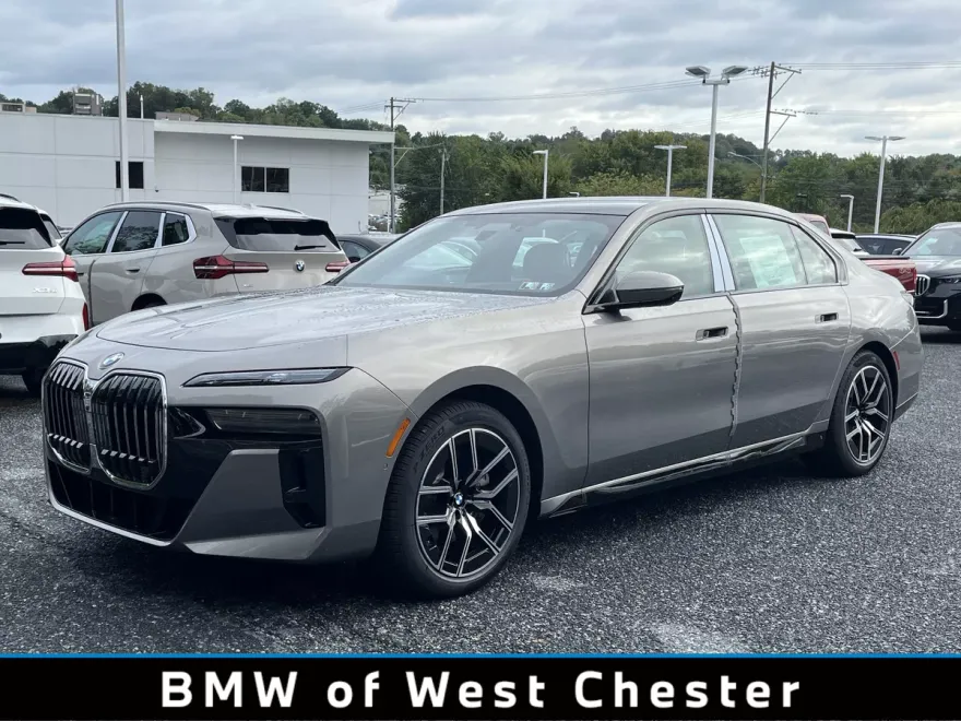 2026 Bmw 740i xDrive Sedan photo 1