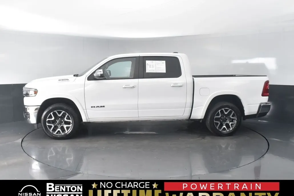 2025 Ram 1500 Laramie photo 1