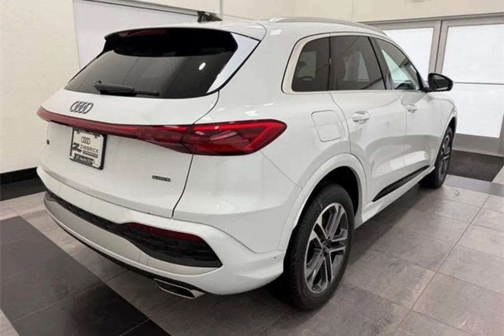 2025 Audi Q5 2.0T Premium photo 1