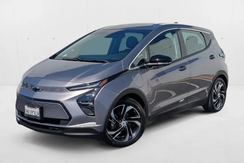 2023 Chevrolet Bolt EV 2LT photo 1