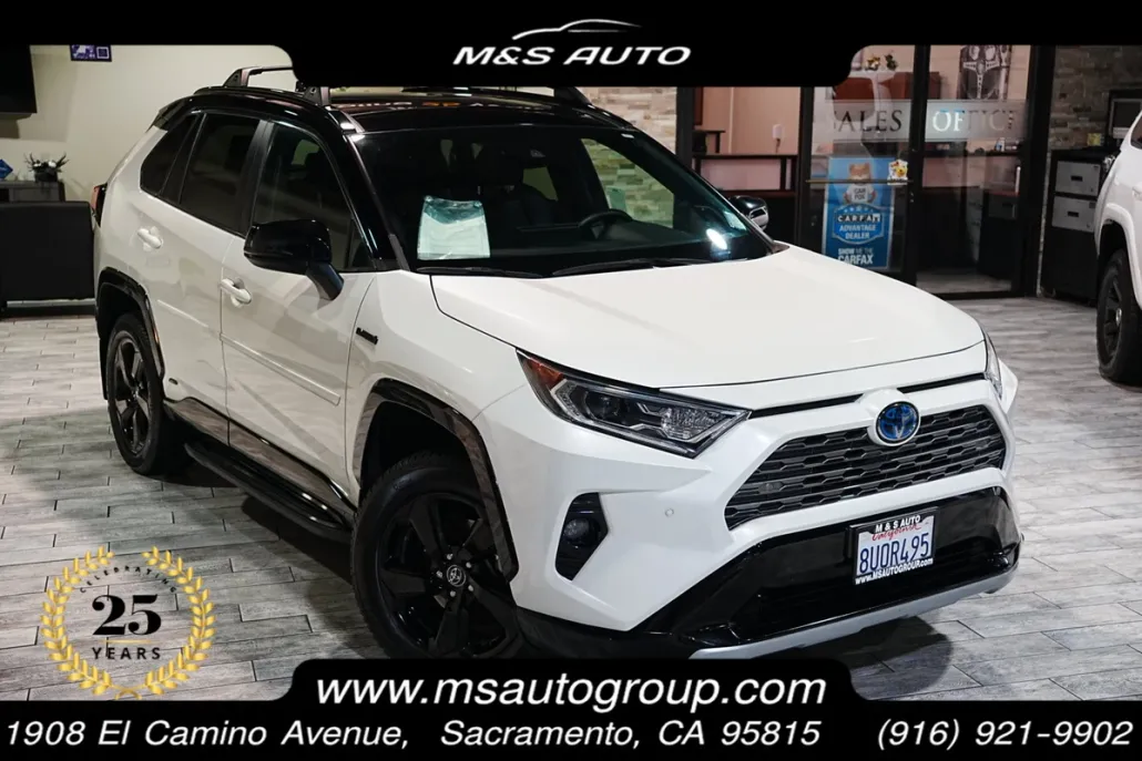 2021 Toyota RAV4 Hybrid XSE photo 1