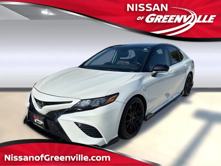 2022 Toyota Camry TRD V6 photo 1