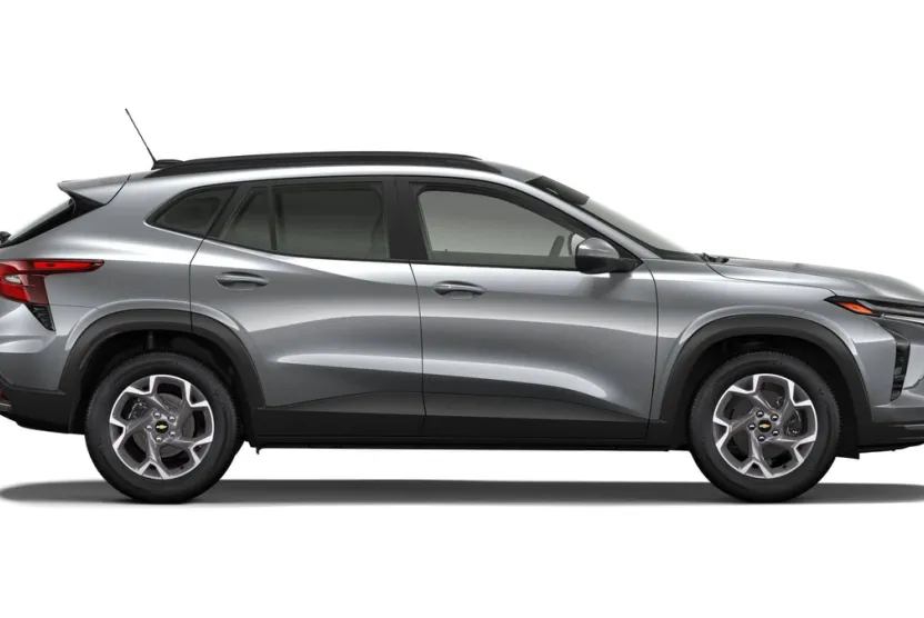 2026 Chevrolet Trax LT photo 1