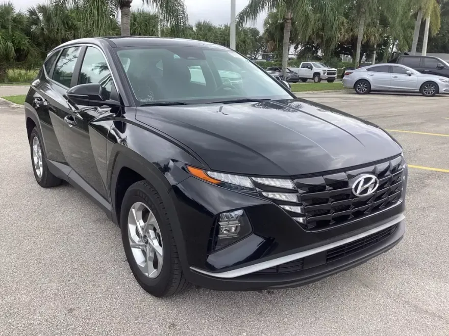 2022 Hyundai Tucson SE photo 1