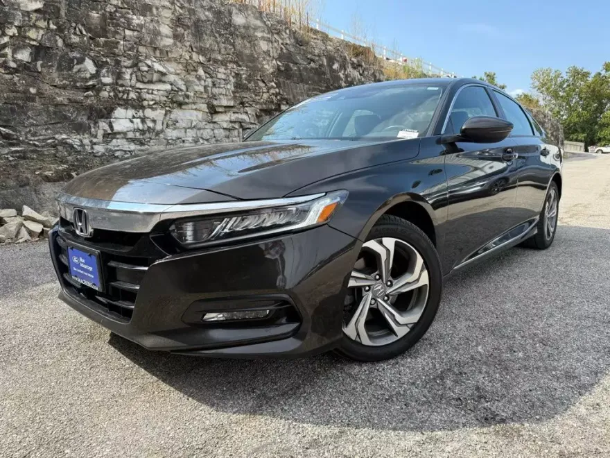 2018 Honda Accord EX-L photo 1