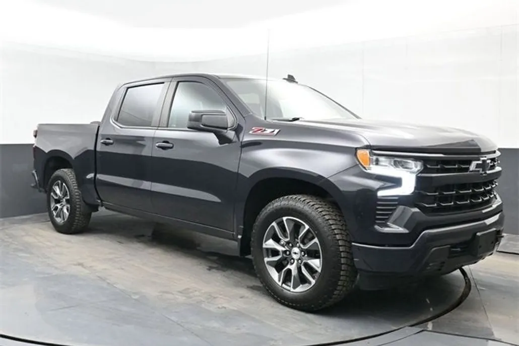 2023 Chevrolet Silverado 1500 RST photo 1