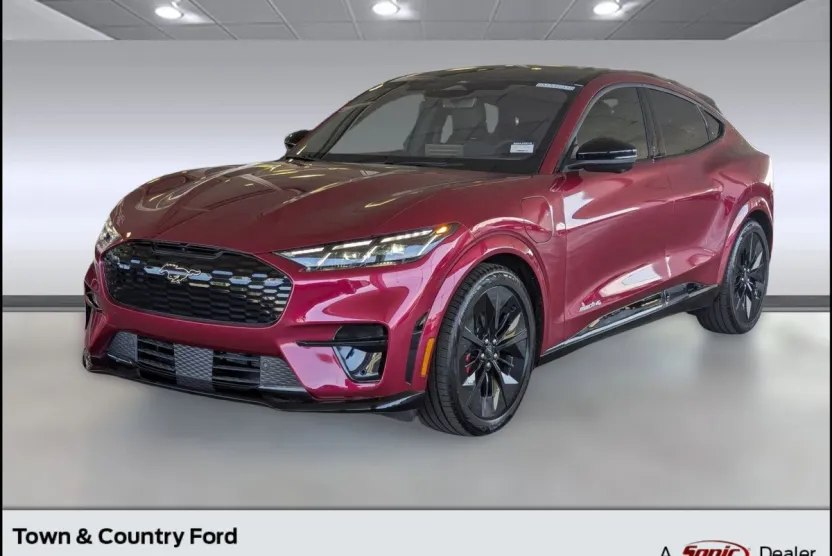 2025 Ford Mustang Mach-E GT photo 1