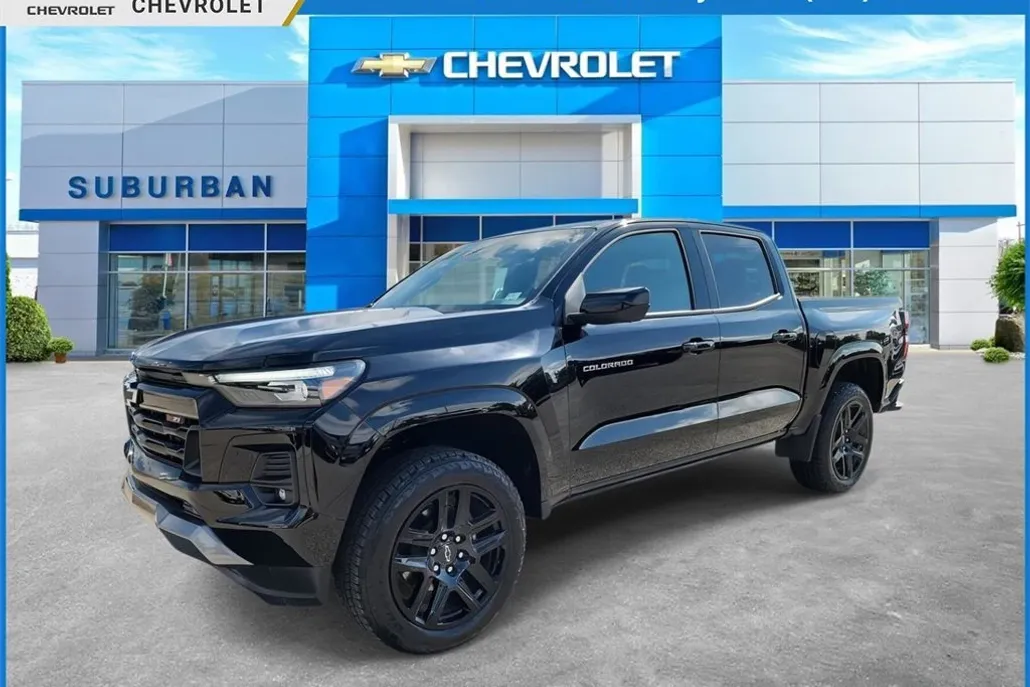 2025 Chevrolet Colorado Z71 photo 1