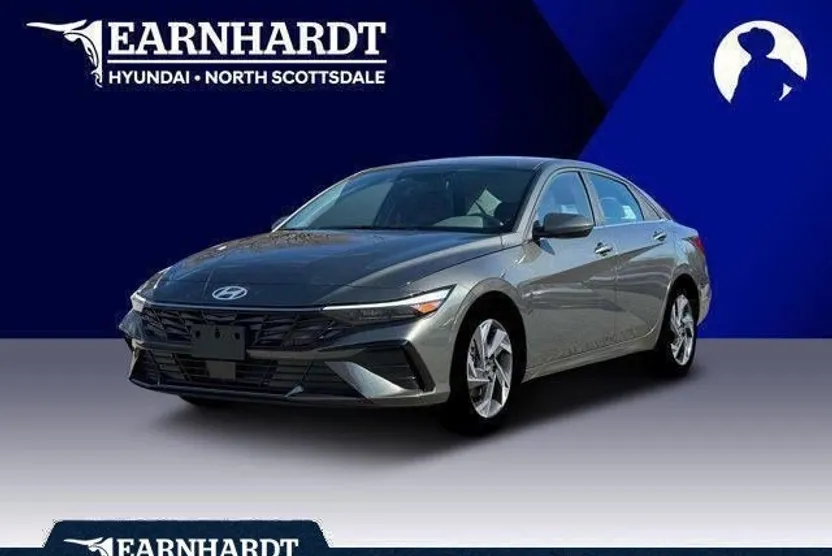 2025 Hyundai Elantra SEL Convenience photo 1