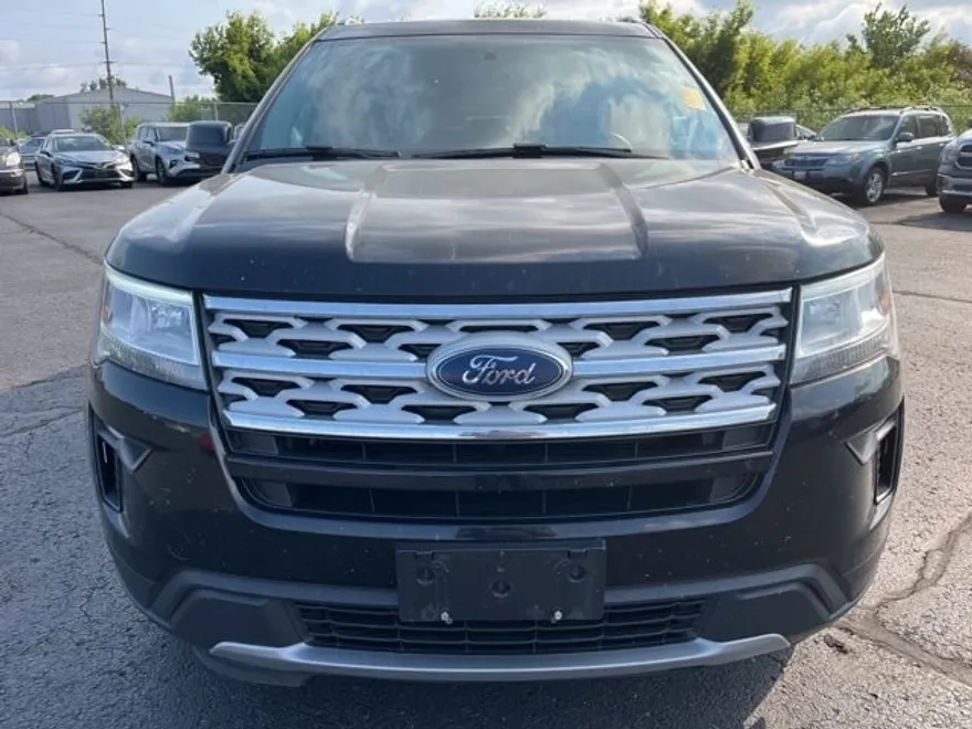 2018 Ford Explorer XLT photo 1
