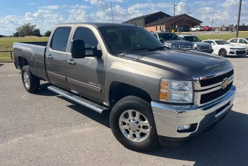 2013 Chevrolet Silverado 3500HD LTZ photo 1