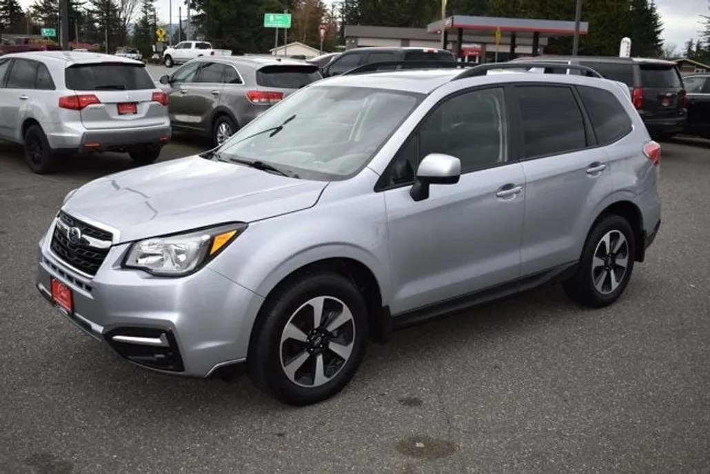 2018 Subaru Forester Premium photo 1