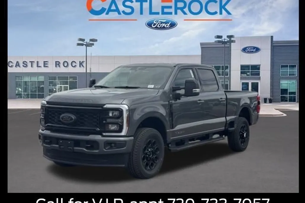 2025 Ford F-350 Lariat photo 1