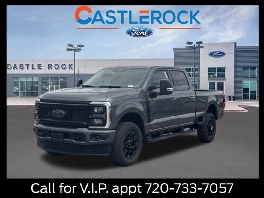 2025 Ford F-350 Lariat photo 1