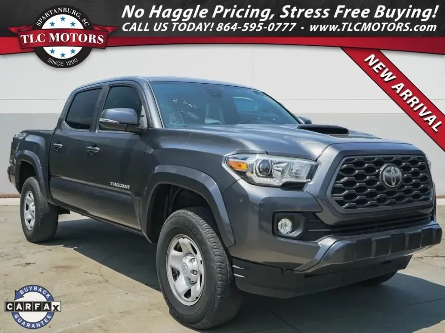 2020 Toyota Tacoma TRD Sport photo 1
