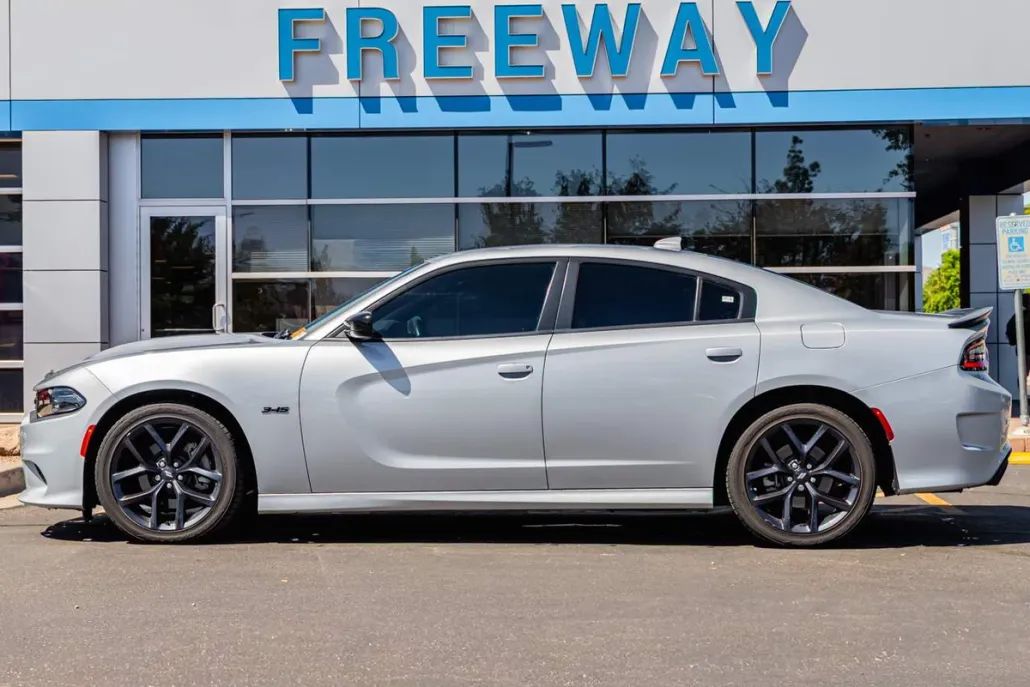 2023 Dodge Charger R/T photo 1