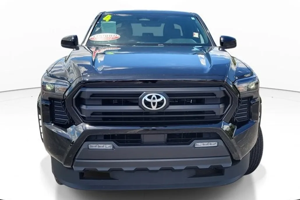 2024 Toyota Tacoma SR5 photo 1