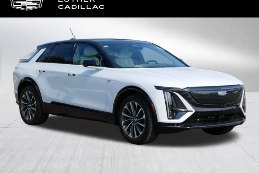 2026 Cadillac Lyriq Sport photo 1