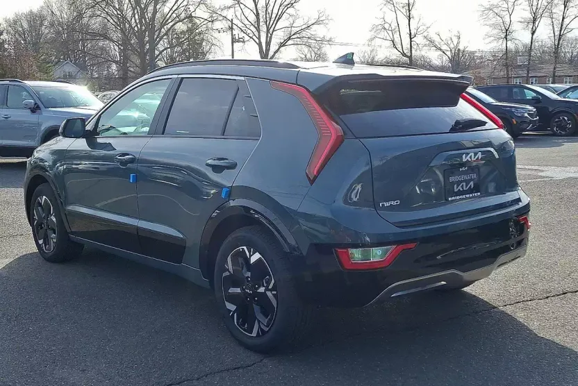 2025 Kia Niro EV Wind photo 1