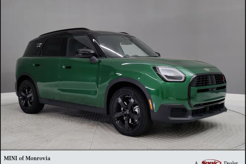 2026 Mini Countryman S ALL4 photo 1