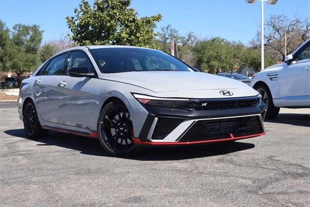 2025 Hyundai Elantra N photo 1