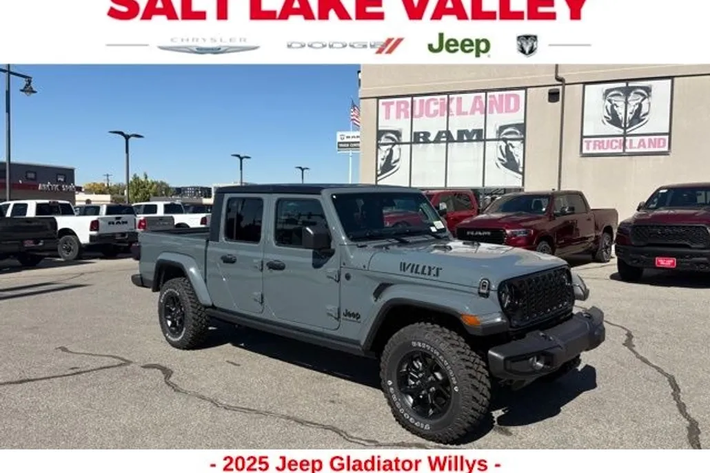 2025 Jeep Gladiator Willys photo 1