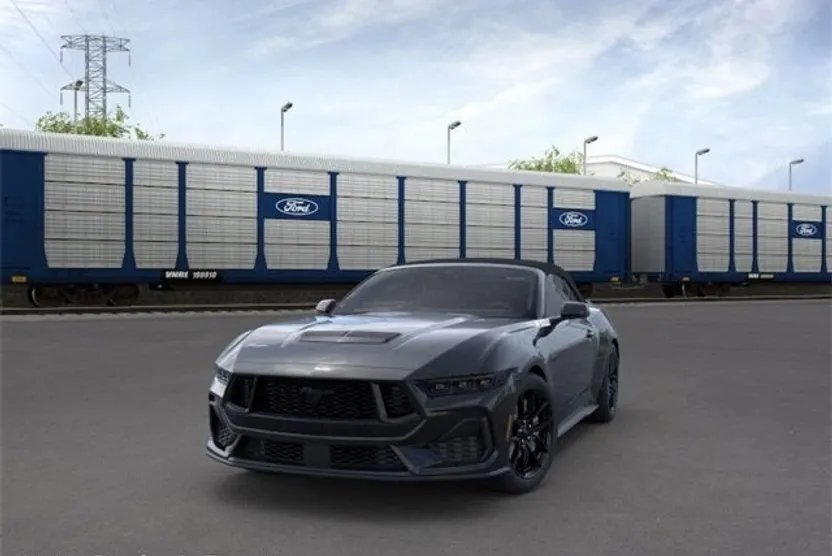 2025 Ford Mustang GT Premium photo 1