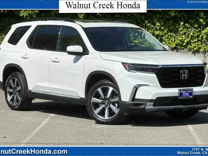 2025 Honda Pilot Elite photo 1