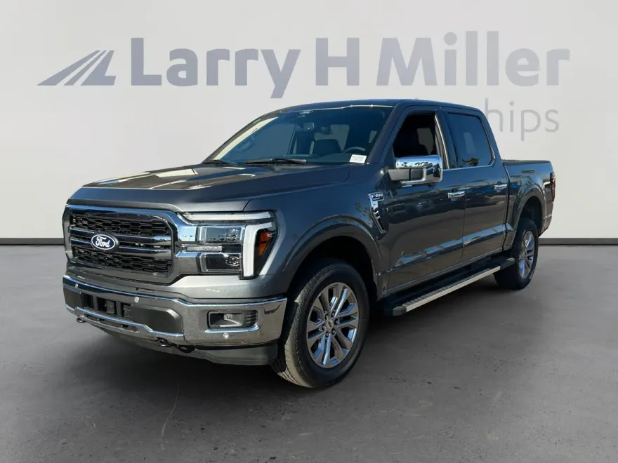 2025 Ford F-150 Lariat photo 1
