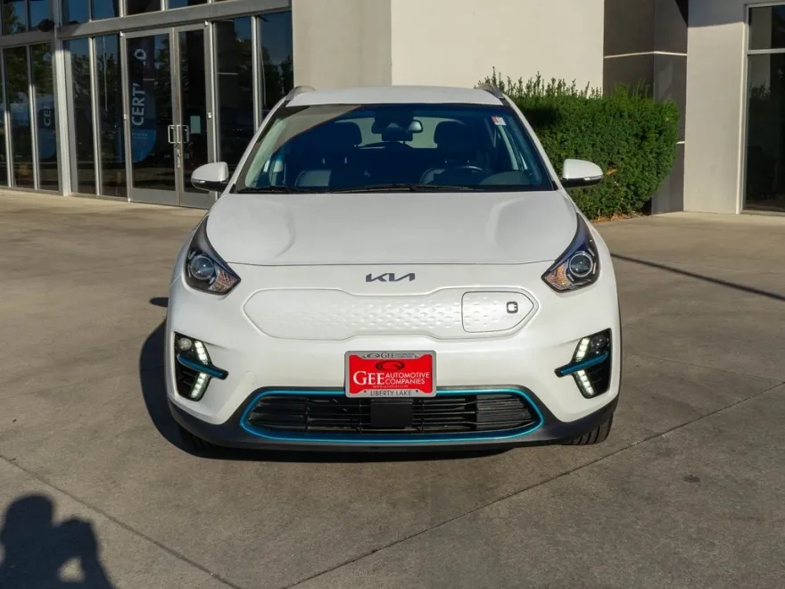 2022 Kia Niro EV EX photo 1