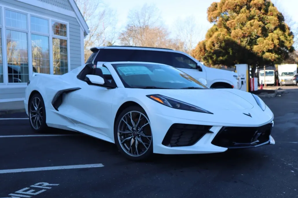 2024 Chevrolet Corvette Stingray 2LT photo 1