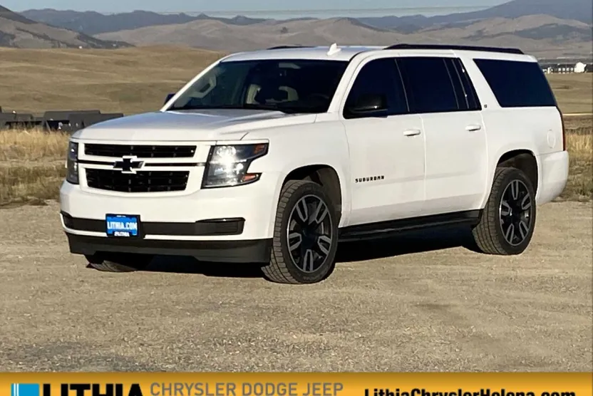2020 Chevrolet Suburban LT photo 1