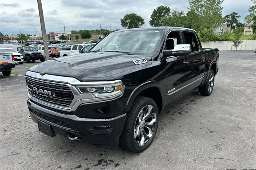 2023 Ram 1500 Limited photo 1