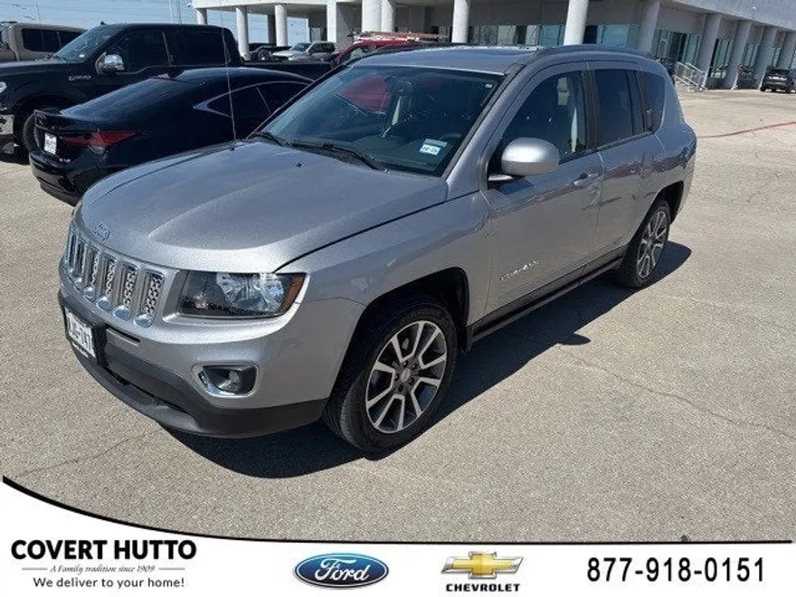 2016 Jeep Compass Latitude photo 1
