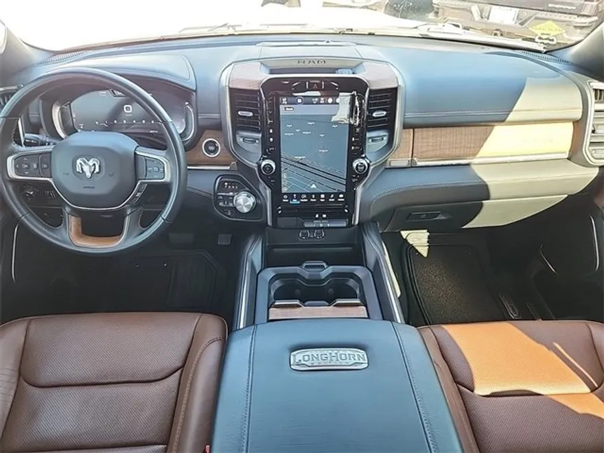2023 Ram 1500 Longhorn photo 2