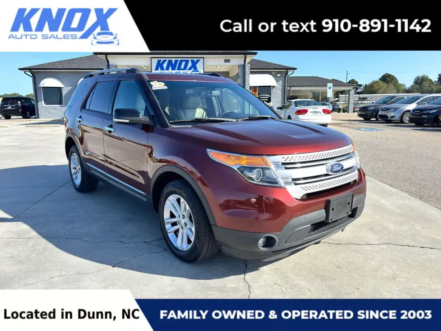 2015 Ford Explorer XLT photo 1