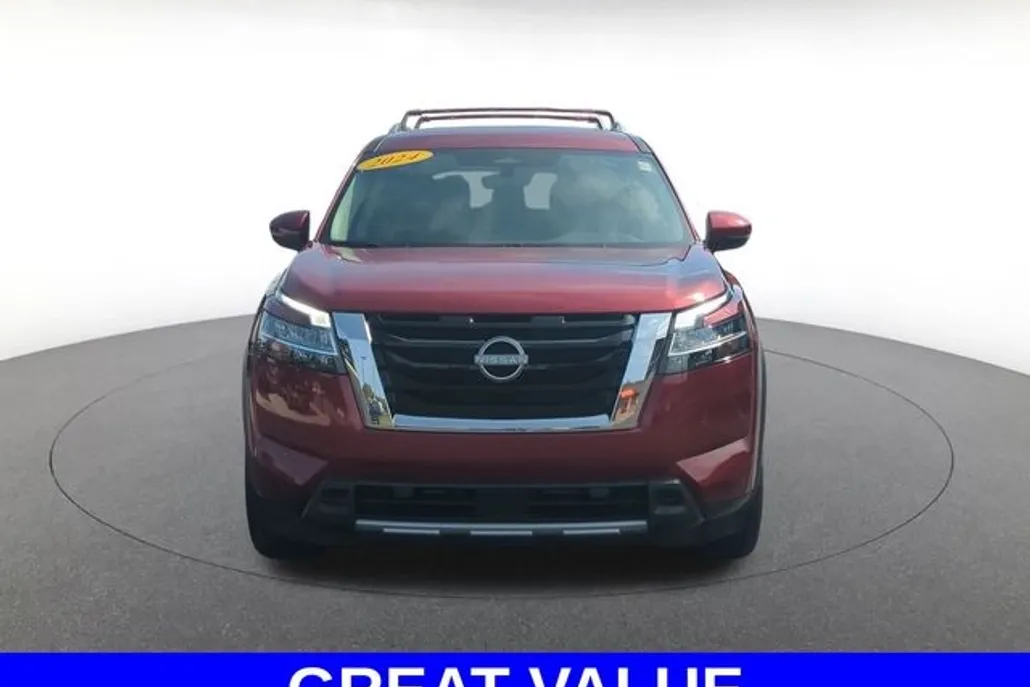 2024 Nissan Pathfinder SL photo 1