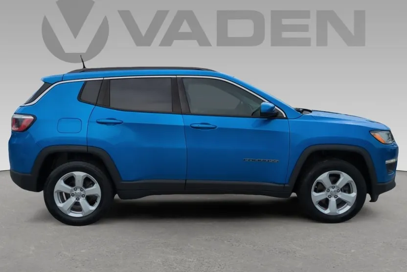 2018 Jeep Compass Latitude photo 1