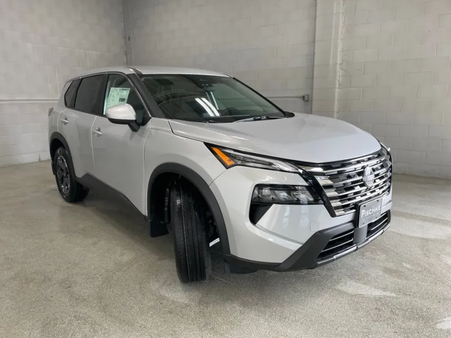 2025 Nissan Rogue SV photo 1