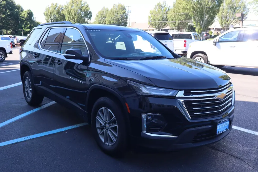2022 Chevrolet Traverse Cloth photo 1