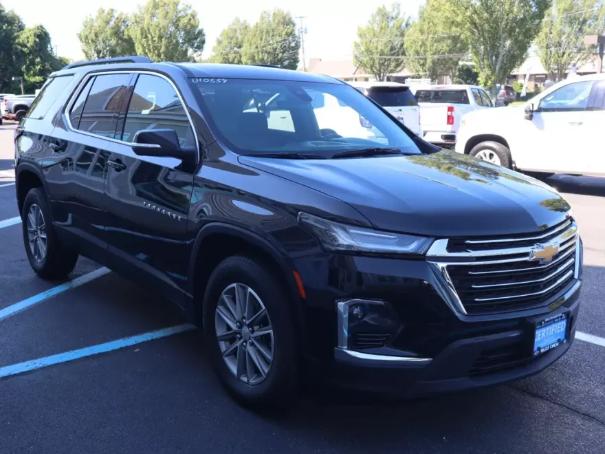 2022 Chevrolet Traverse Cloth photo 1