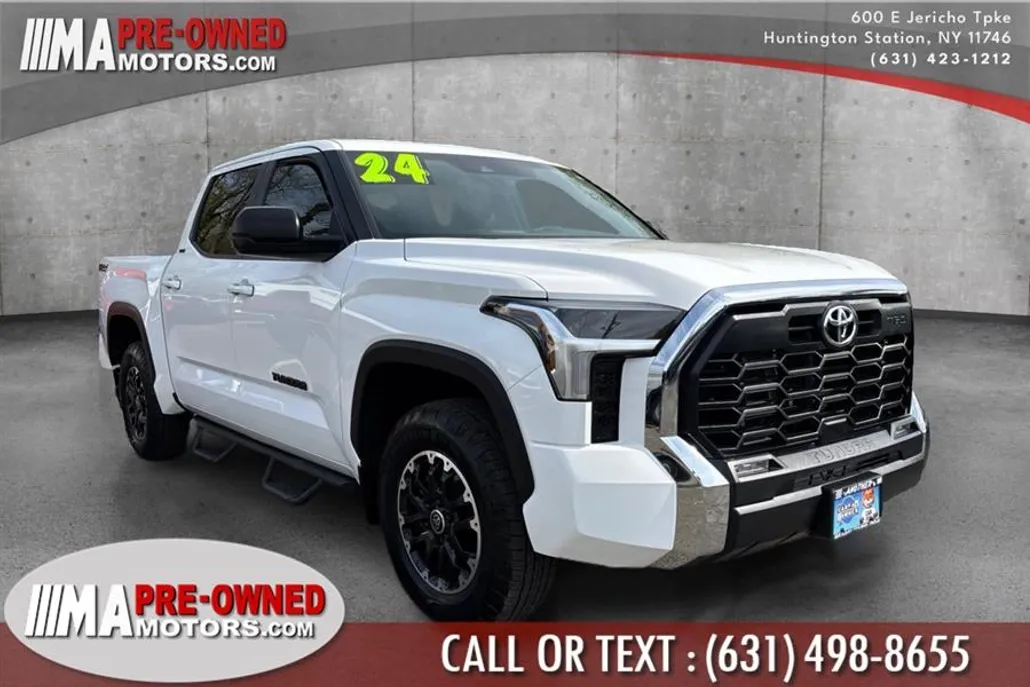 2024 Toyota Tundra SR5 CrewMax TRD photo 1