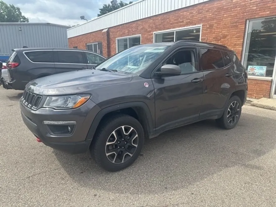 2021 Jeep Compass Trailhawk photo 1