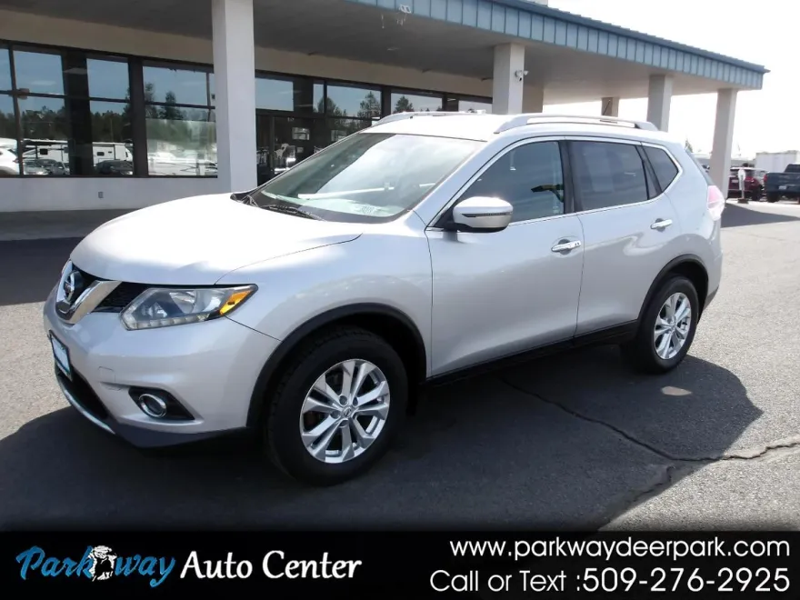 2016 Nissan Rogue SV AWD photo 1