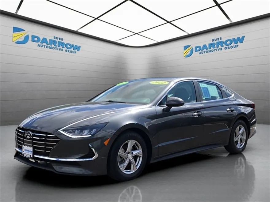 2022 Hyundai Sonata SE photo 1