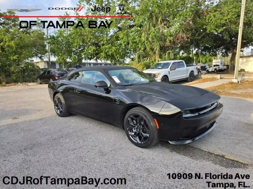 2025 Dodge Charger R/T photo 1