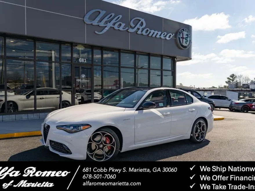 2025 Alfa Romeo Giulia SPRINT photo 1